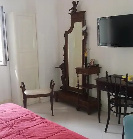 La Porta Di Mare Apartment *